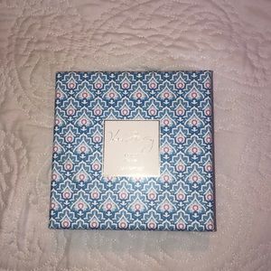 VERA BRADLEY SOAP SET (NEVER OPENED)